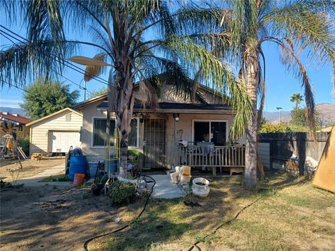 Photo of 25508 Paloma Rd, San Bernardino, CA 92410 (MLS # IV25242978) Photo of 25508 Paloma Rd, San Bernardino, CA 92410 (MLS # IV25242978)