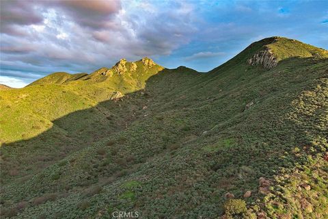 Tiny photo for 246 San Miguel Island Drive, Camarillo, CA 93012 (MLS # SR26036279)