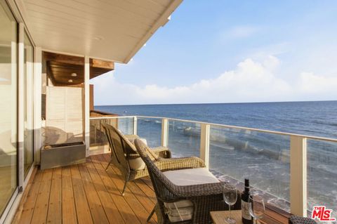 Photo of 20456 Pacific Coast Highway, Malibu, CA 90265 (MLS # 25620337)