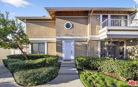 Photo of 282 S Seneca Circle #CI49, Anaheim, CA 92805 (MLS # 26655383)