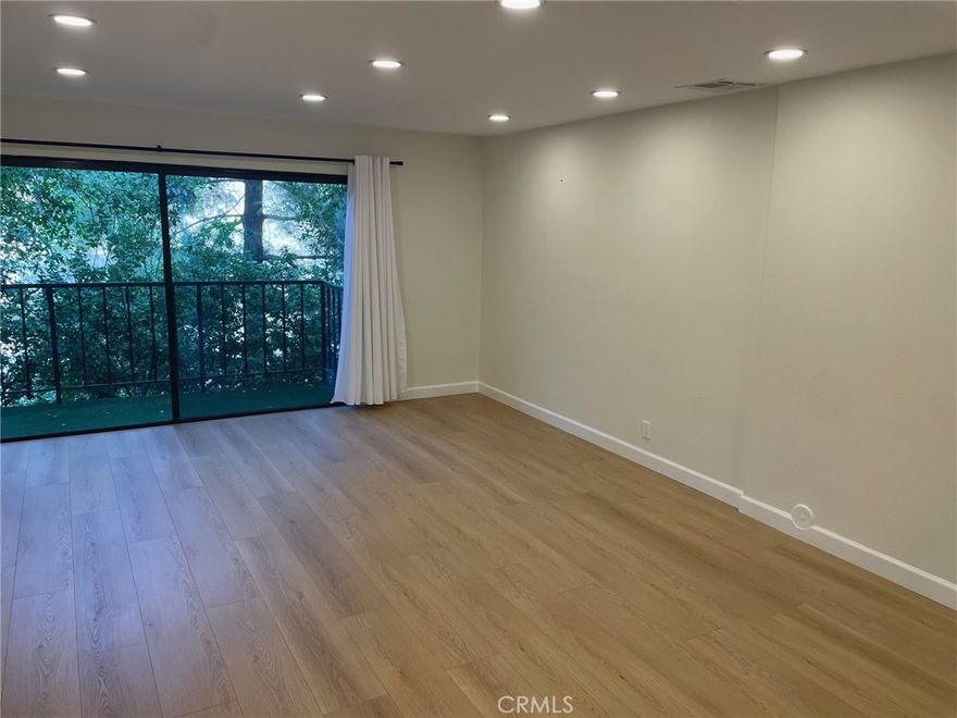 Recently remodeled Porter Ranch townhome, located close to freeways, shopping, walking trails and much more

that Porter Ranch offers. The three bedroom home with laminate flooring, recessed lights, remodeled kitchen and bathrooms. Front patio with access from the kitchen.

Complex offers large green area  as well as large community pool area and a clubhouse. Two side by side carport is located just across the unit.