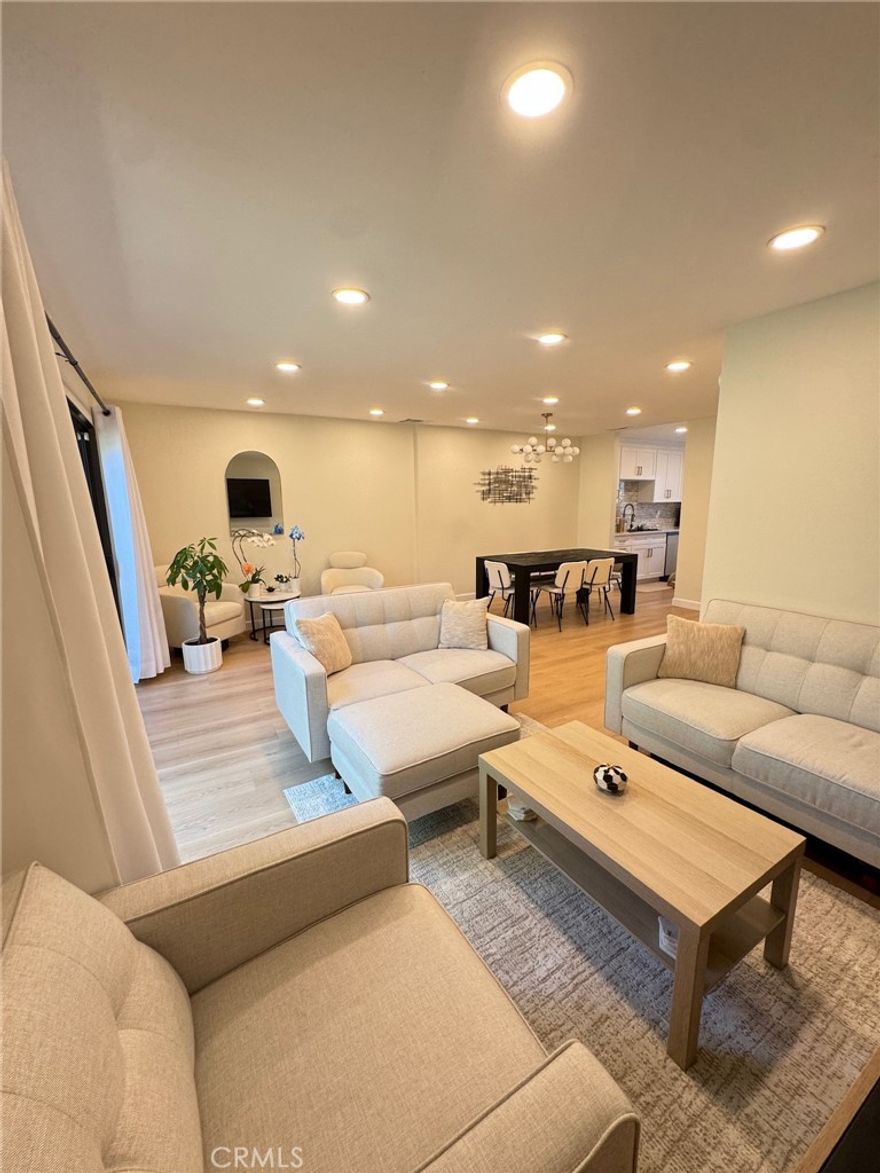 Recently remodeled Porter Ranch townhome, located close to freeways, shopping, walking trails, minutes from Vinyard and much more

that Porter Ranch offers. The three bedroom home with laminate flooring, recessed lights, remodeled kitchen and bathrooms. Front patio with access from the kitchen.

Complex offers large green area  as well as large community pool area and a clubhouse. Two side by side carport is located just across the unit.



Currently the unit is unfurnished.