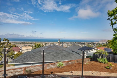 Tiny photo for 2601 Maple AVE, Morro Bay, CA 93442 (MLS # SC26179060)