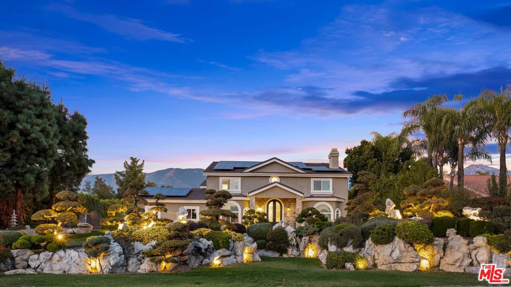 1047 Pomello Drive