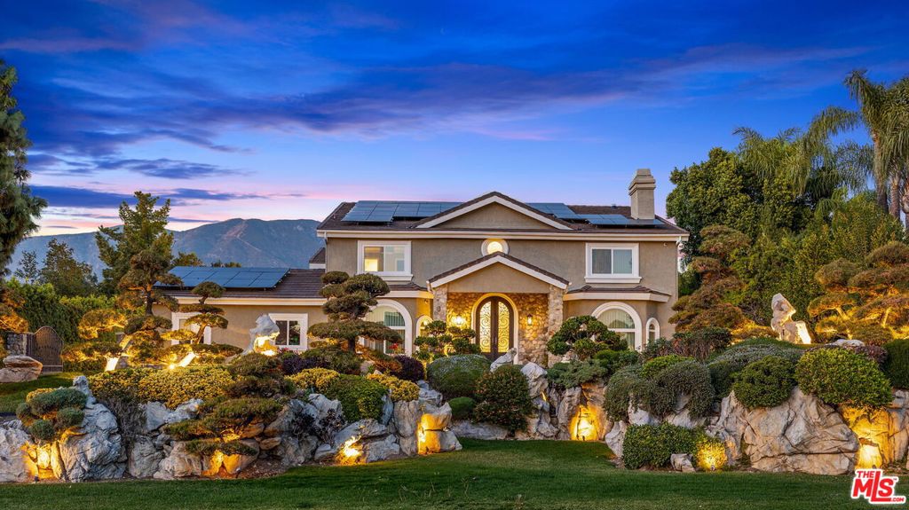 1047 Pomello Drive