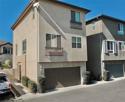 Photo of 12035 Millennium Park Court, Hawthorne, CA 90250 (MLS # PV26162454)