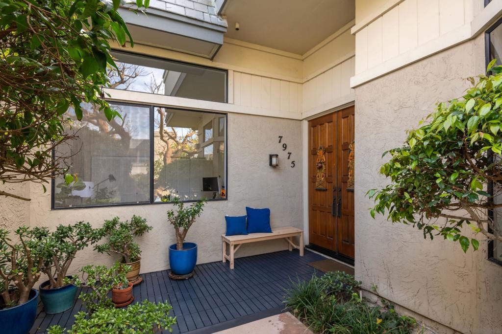 Photo of 7975 Caminito Del Cid, La Jolla, CA 92037 (MLS # 260004977SD)