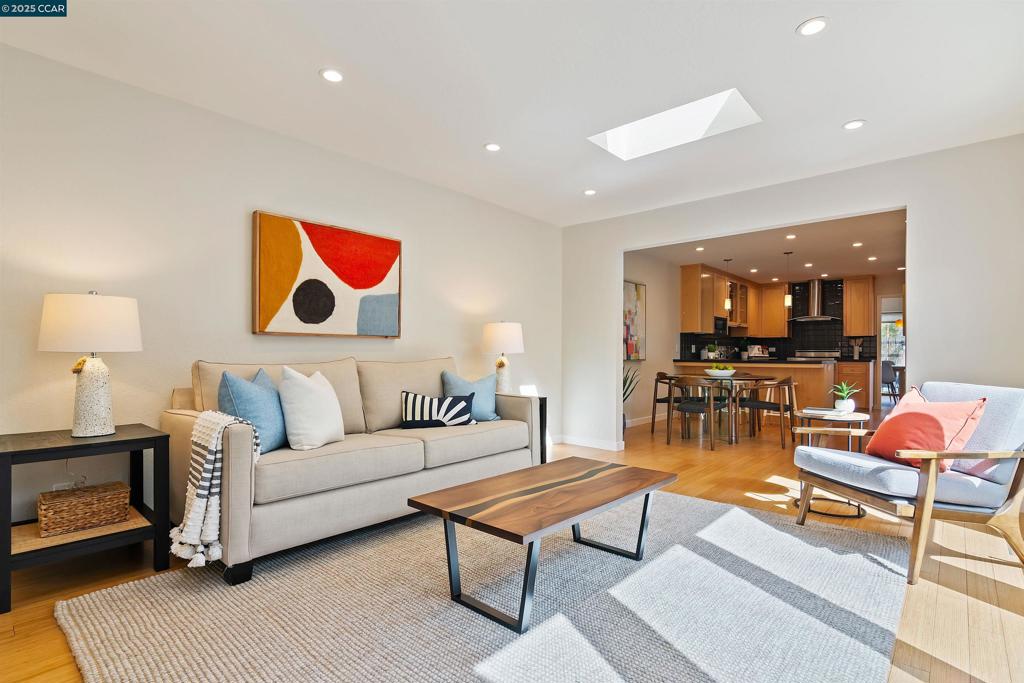 MORAGA C.C - Residential