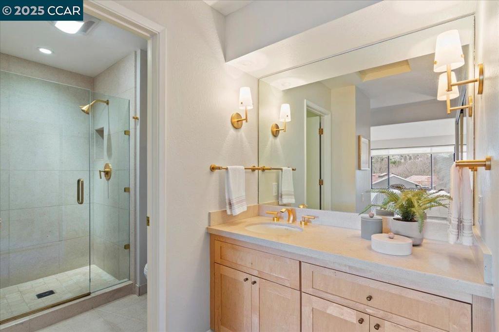 MORAGA C.C - Residential