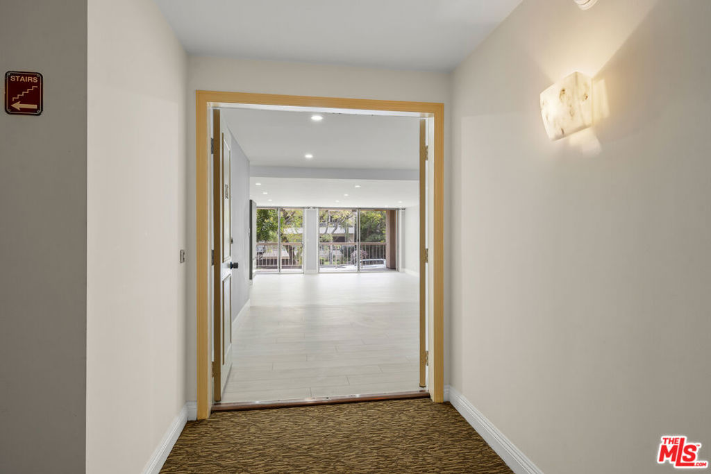 441 N Oakhurst Drive 206
