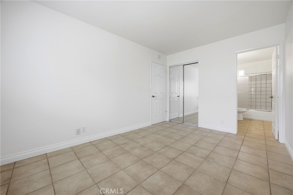 Huntington Bay (HBAY) - Residential Lease