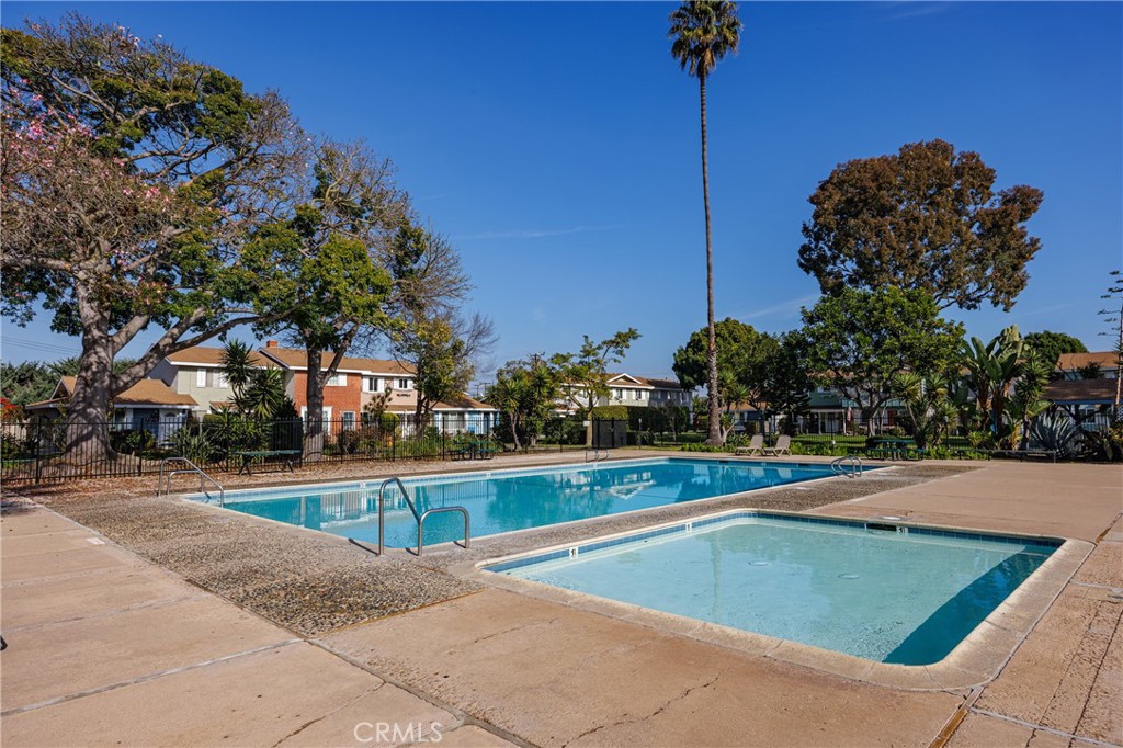 Huntington Bay (HBAY) - Residential Lease