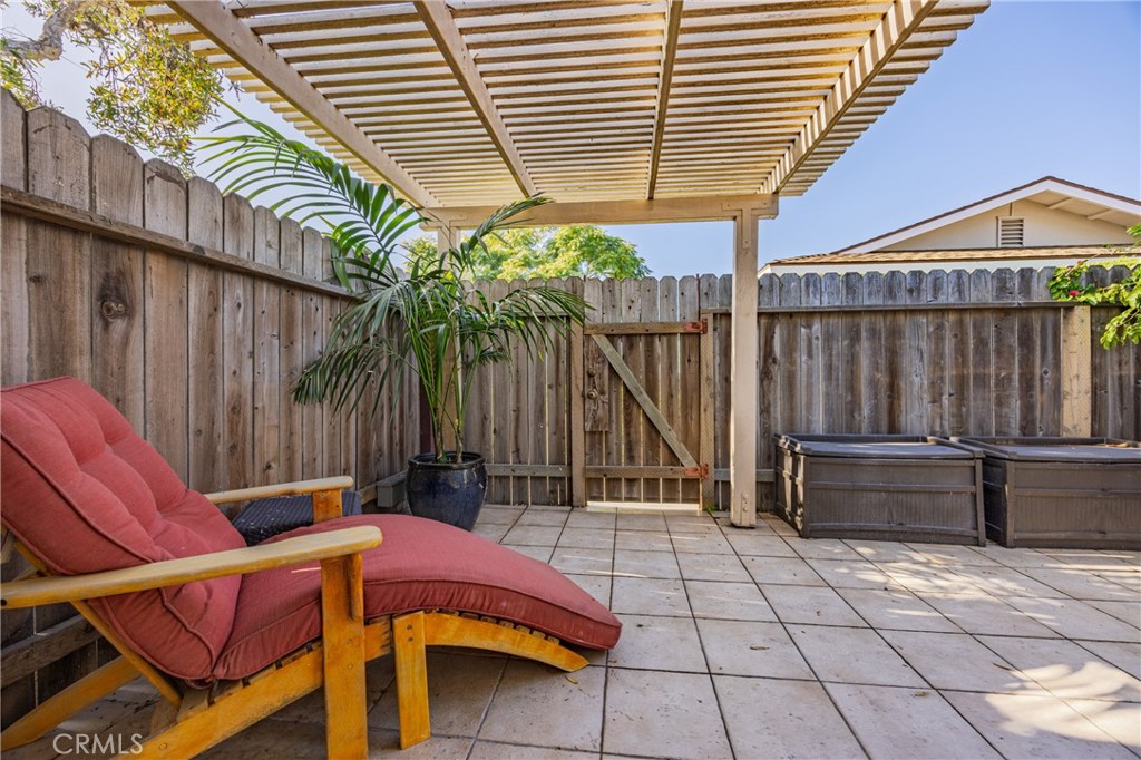 Huntington Bay (HBAY) - Residential Lease