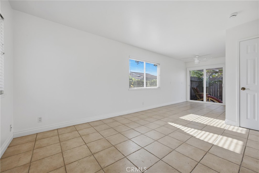 Huntington Bay (HBAY) - Residential Lease