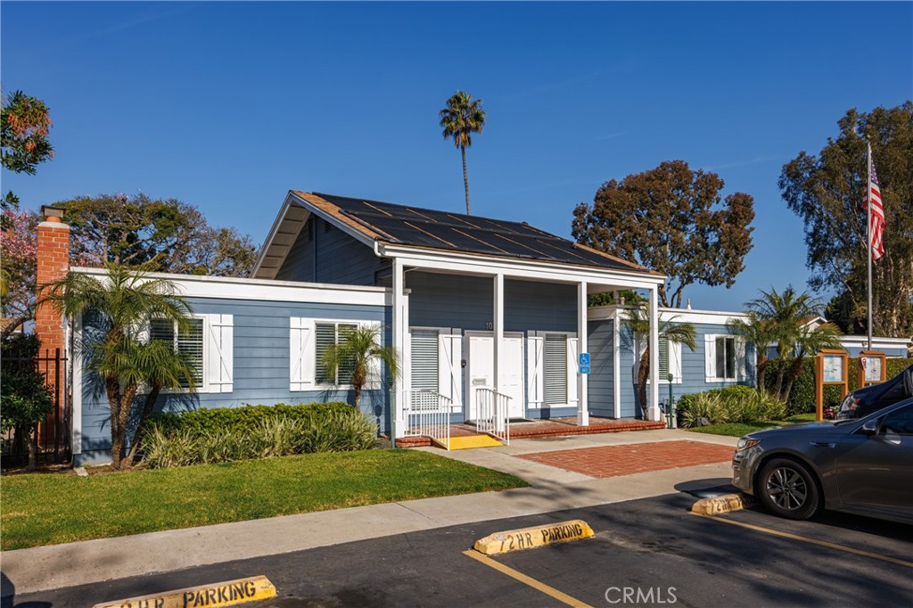 Huntington Bay (HBAY) - Residential Lease