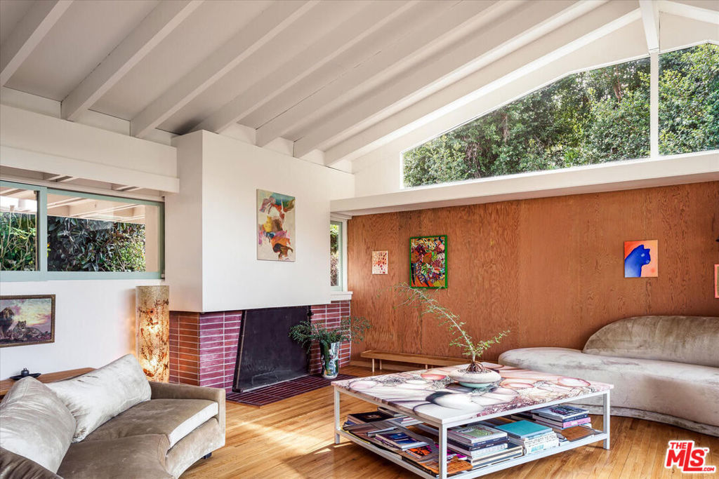 2764 Outpost Drive