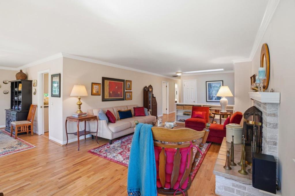 241 Soledad Drive