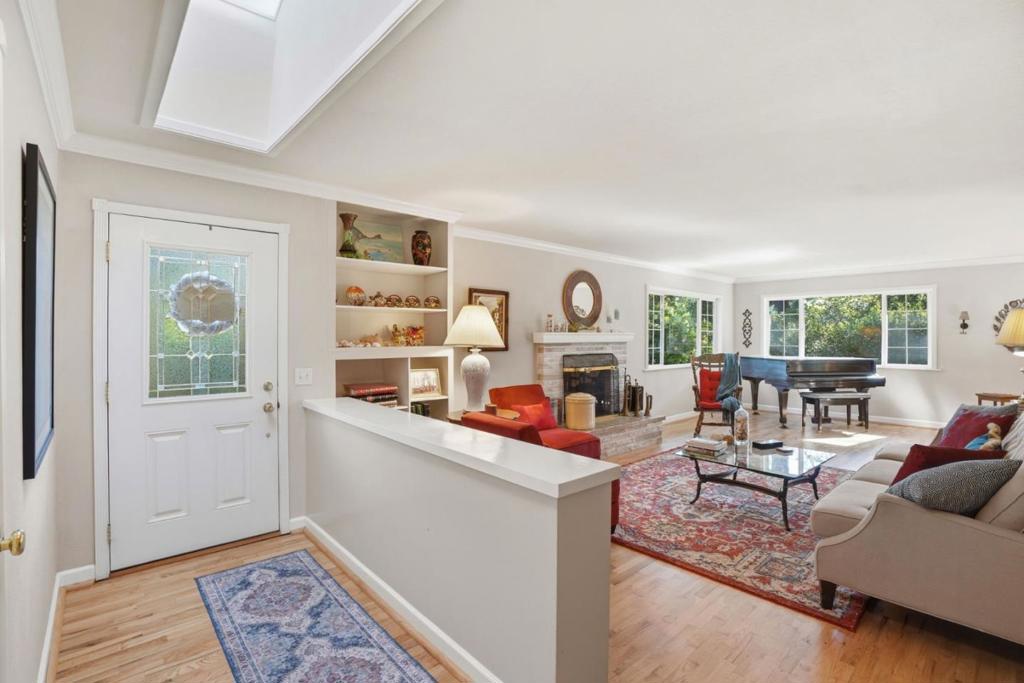 241 Soledad Drive
