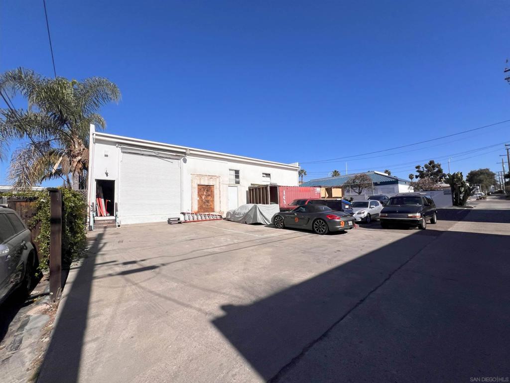 751 Turquoise Street