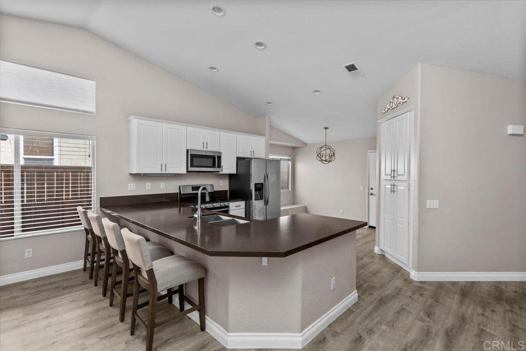 4972 Lake Shore Court