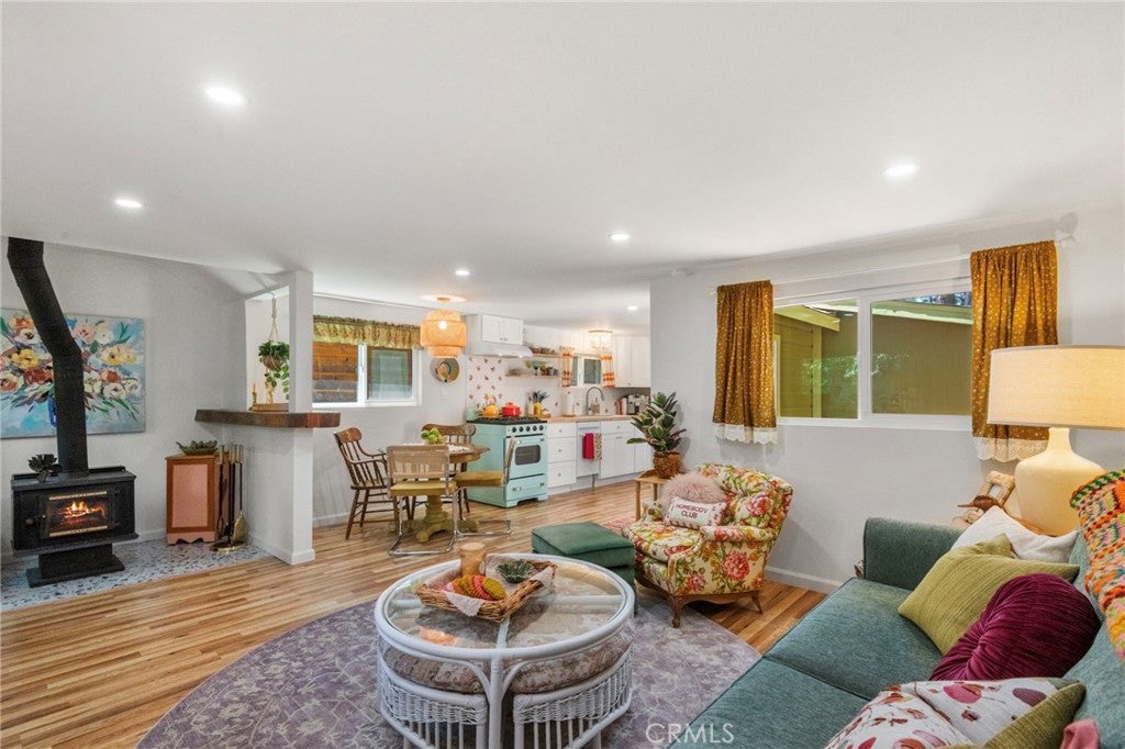 925 W Rainbow Boulevard