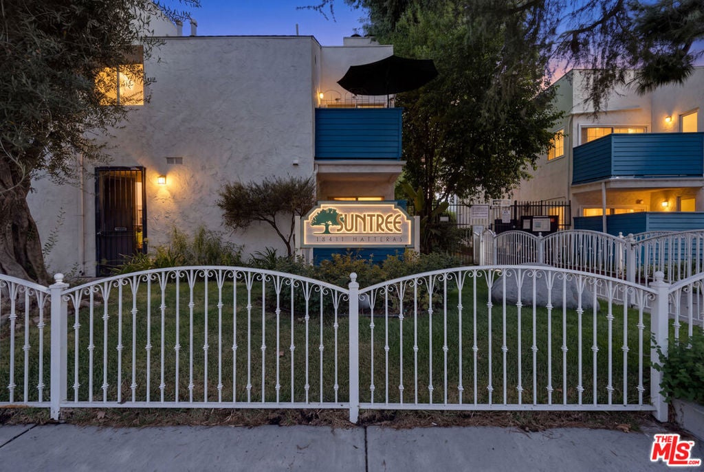 18411 Hatteras Street 246