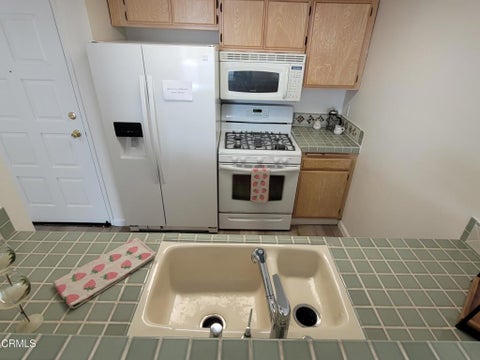 Tiny photo for 865 S B Street # A-1, Oxnard, CA 93030 (MLS # V1-38093)