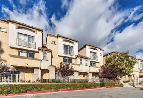 Photo of 5200 Premiere Hills Circle #244, Woodland Hills, CA 91364 (MLS # SR26179286)