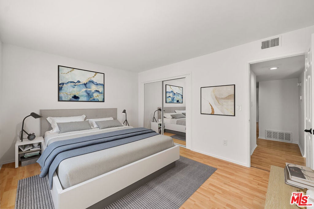 444 S Gramercy Place 10, Los Angeles CA 90020