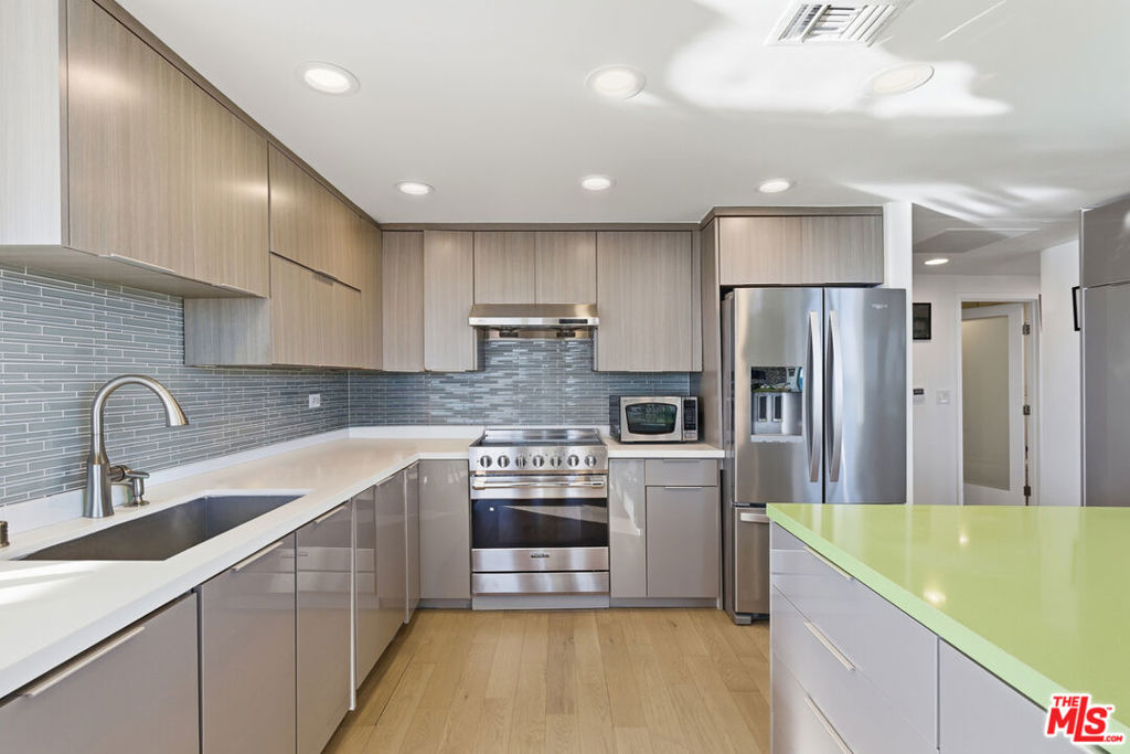 17350 W Sunset Boulevard 305