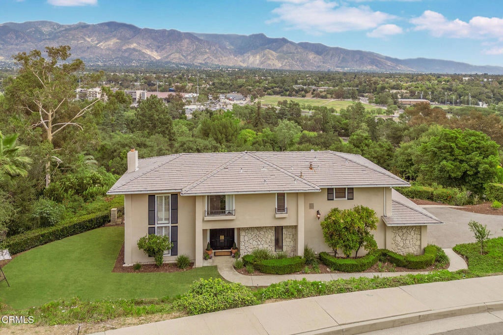 1095 Linda Glen Drive