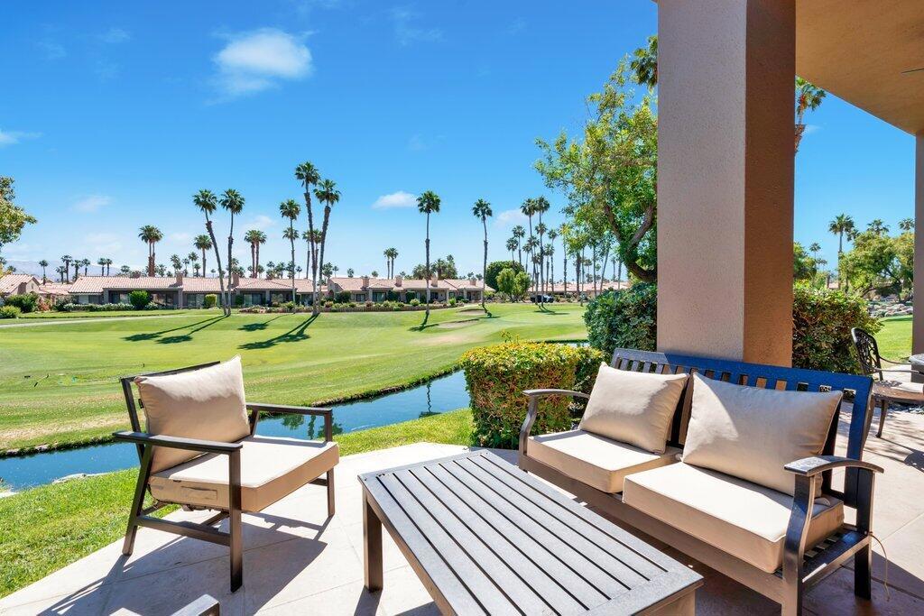 38390 Plumosa Circle