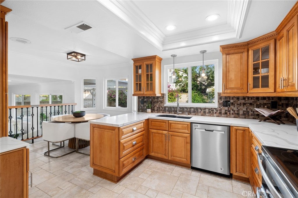 22966 Springwater, Lake Forest CA 92630 - Photo 15