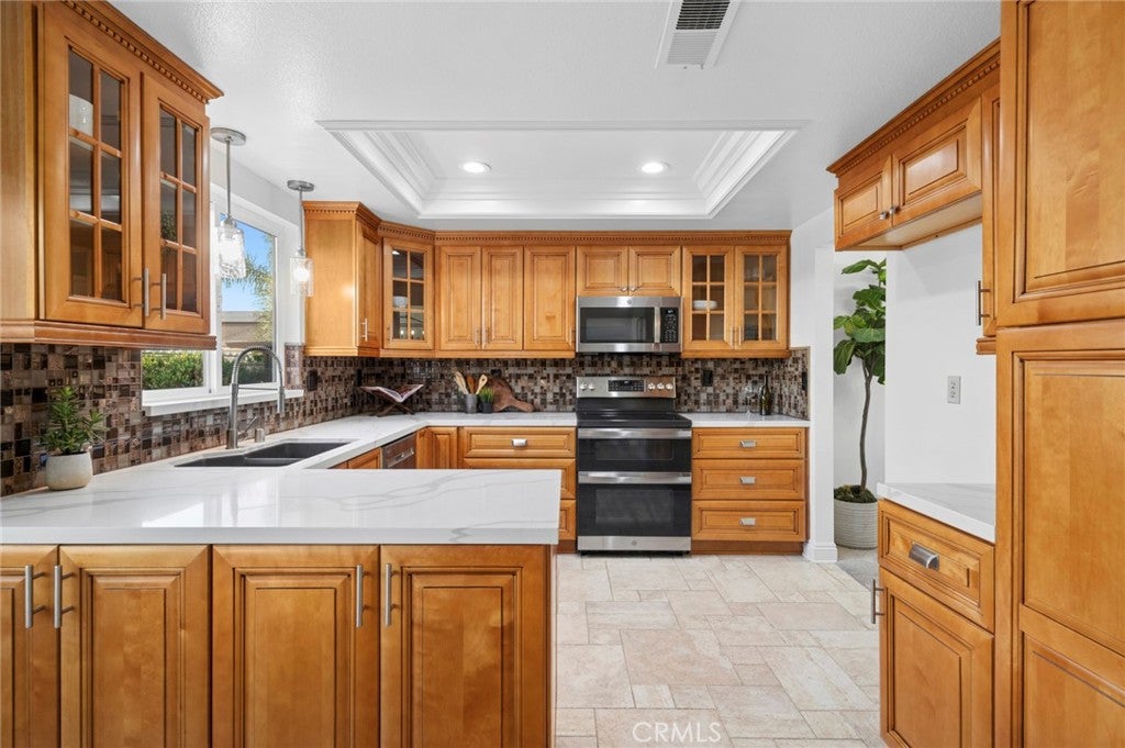 22966 Springwater, Lake Forest CA 92630 - Photo 14