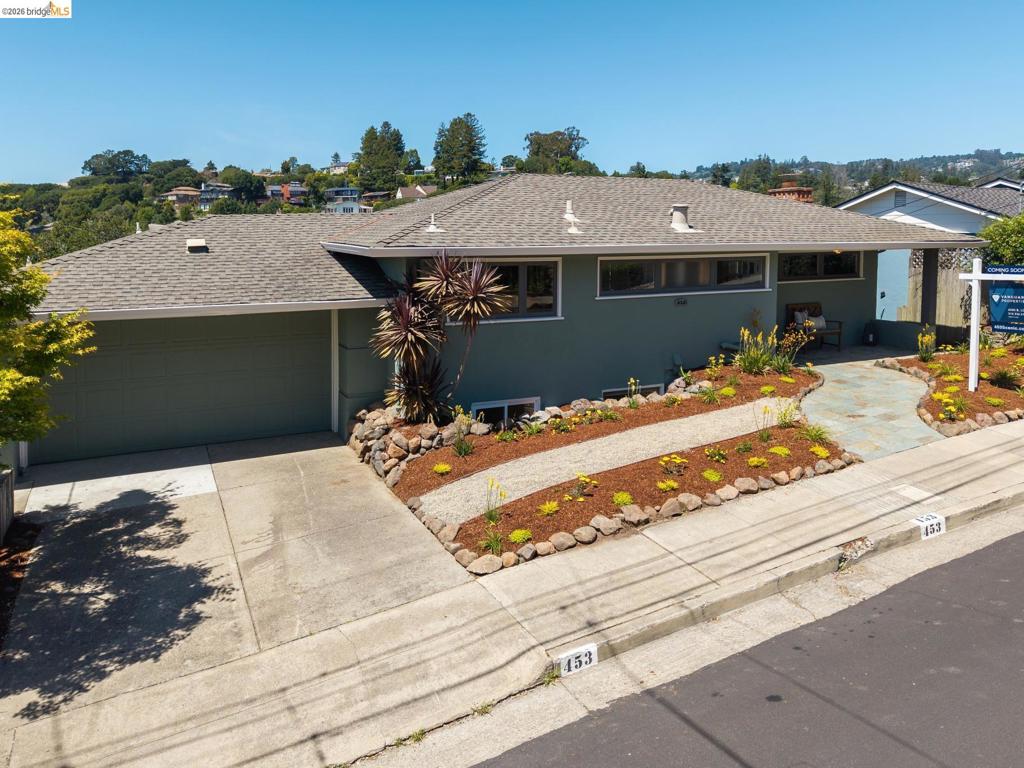 453 Scenic Ave