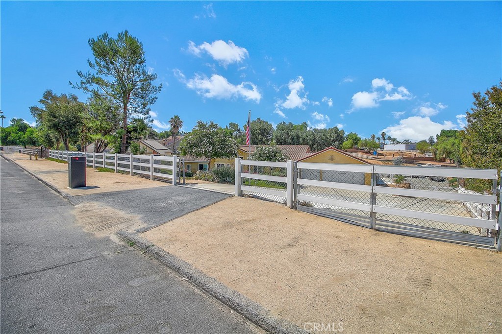18687 Chickory Drive