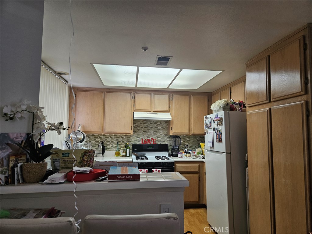 10361 Garden Grove Blvd 39