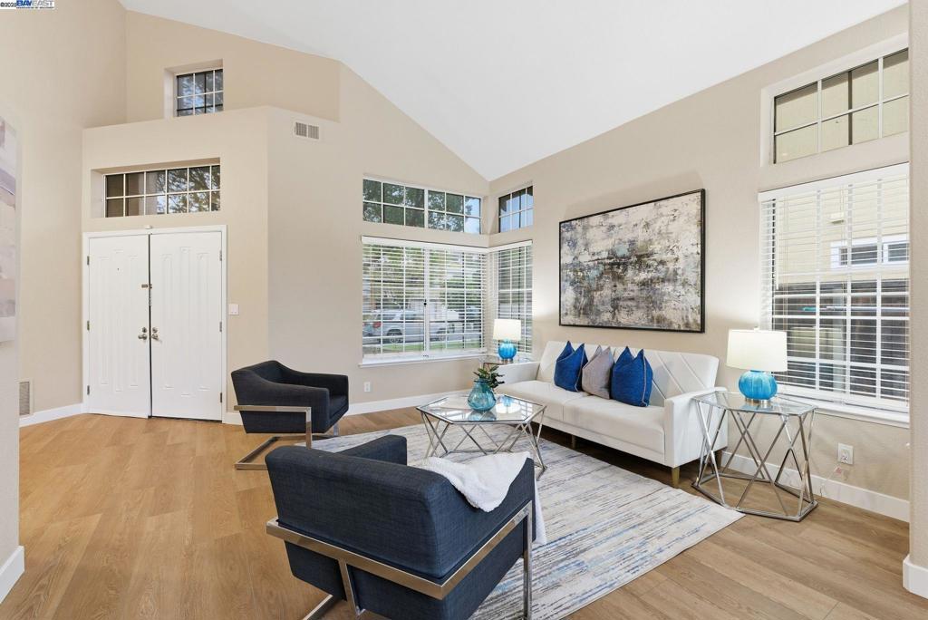 CENTRAL TRACY - Residential