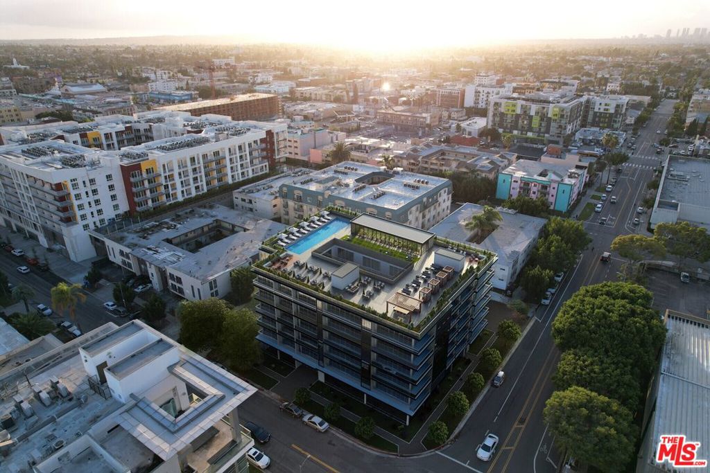 705 S Serrano Avenue