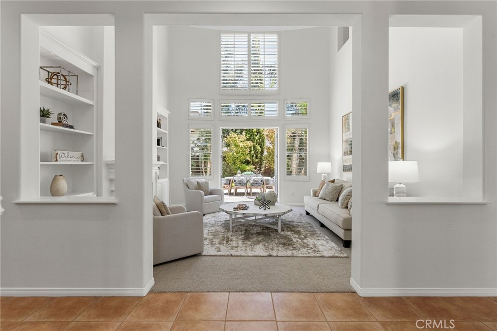 18522 Topanga Canyon