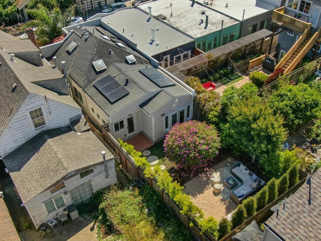 219 Crescent Avenue