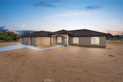 Photo of 17995 Seaforth Street, Hesperia, CA 92345 (MLS # HD26025523)