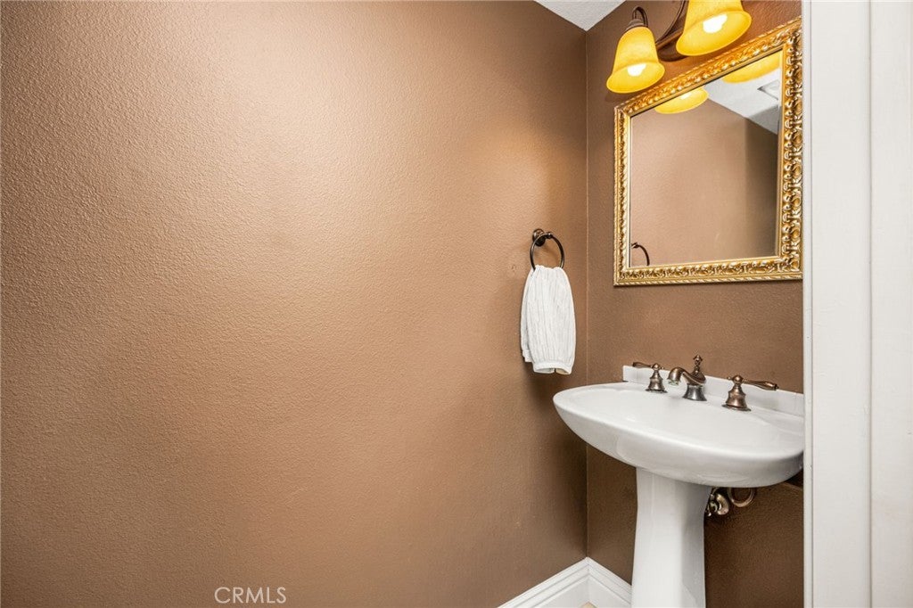 25 Homestead, Trabuco Canyon CA 92679 - Photo 10