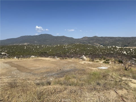 Photo of 38980 Lorenzo LN, Hemet, CA 92544 (MLS # SW26192645)