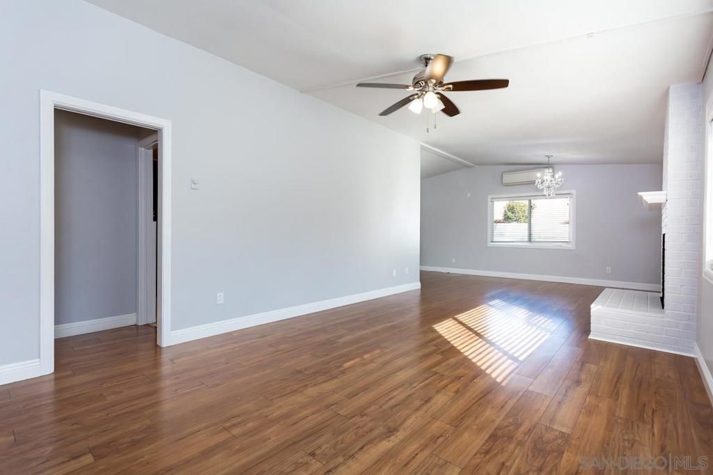 Photo of 31 Bonita Rd Rd, Chula Vista, CA 91910 (MLS # 250042189SD)