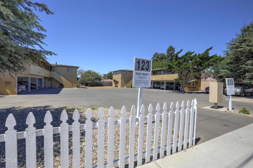 115 S Bradley Road
