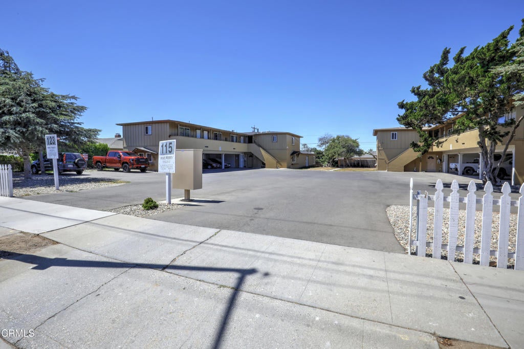 115 S Bradley Road