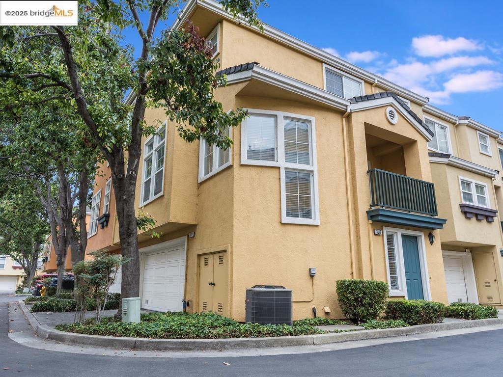 LIBERTY COMMONS - Residential