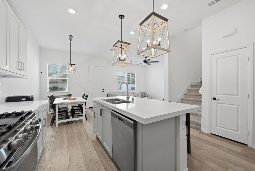 2041 Bluestone Circle
