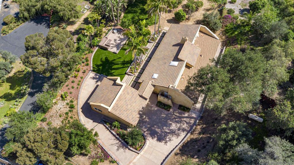 1315 Macadamia Drive